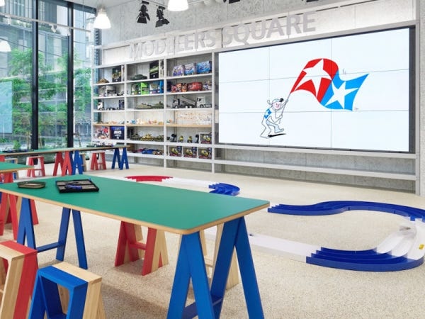 模型店スタッフ｜プラモデル、RCカーなどの販売・接客