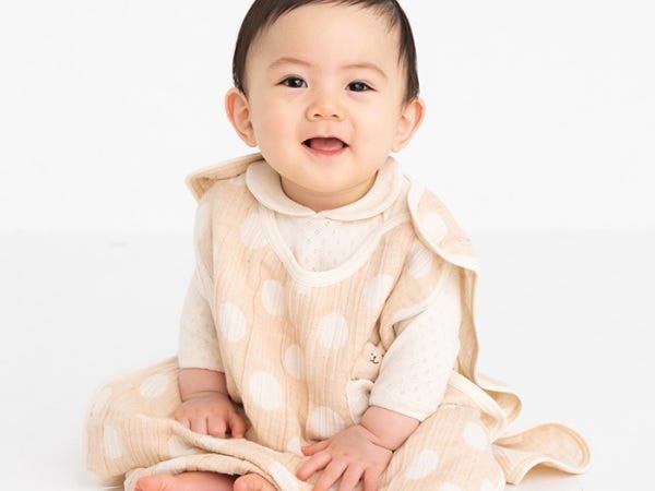 取扱商品画像：オーガニックコットンのスリーパーです。