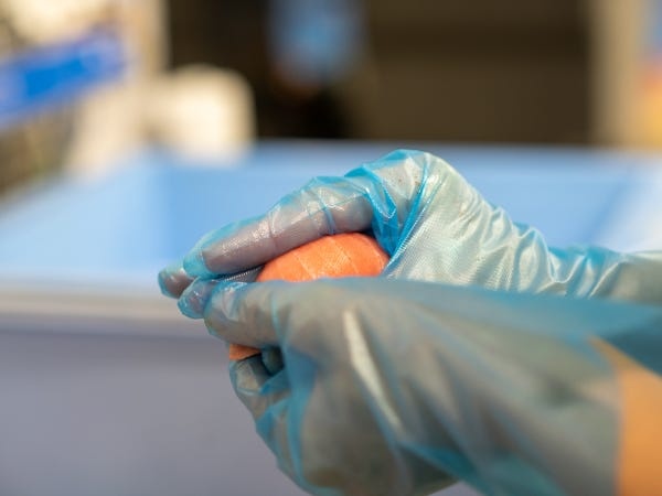 未経験歓迎！簡単なお寿司製造スタッフ募集！