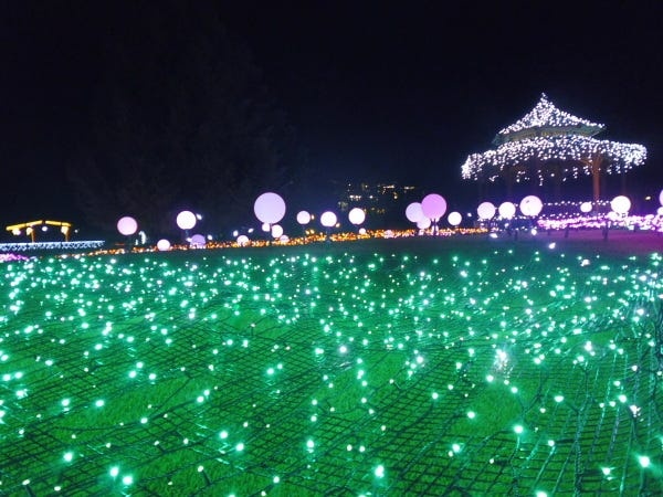 イルミネーション・イベント装飾デザイナー/施工スタッフ募集（未経験歓迎）