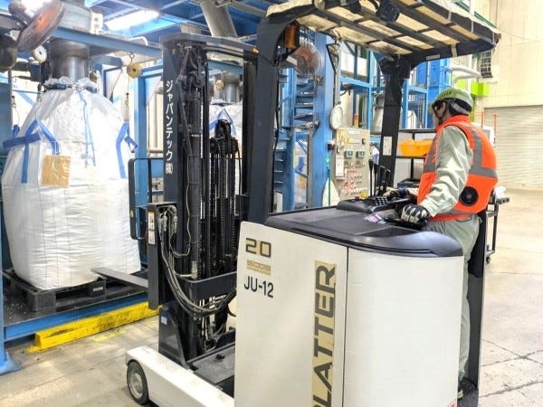 SDGs貢献！ペットボトルリサイクル工場の機械オペレーター（未経験可）