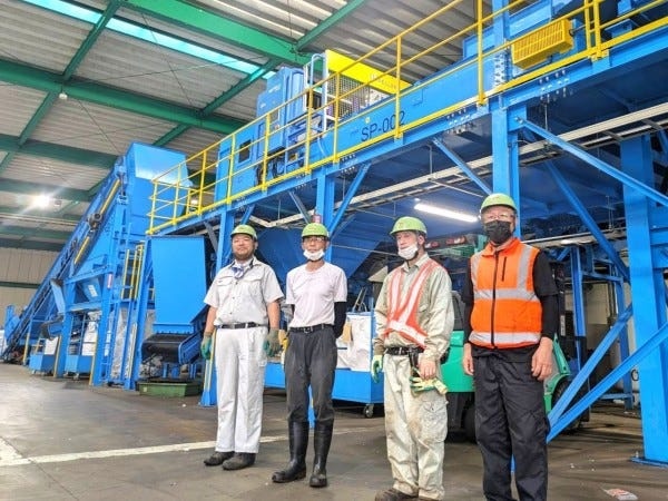 SDGs貢献！ペットボトルリサイクル工場の機械オペレーター（未経験可）