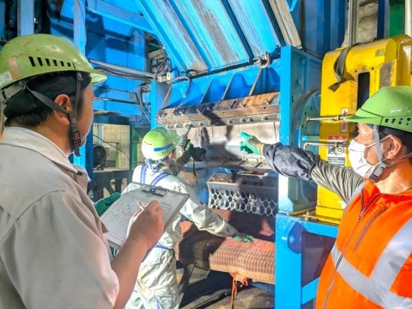 SDGs貢献！ペットボトルリサイクル工場の機械オペレーター（未経験可）