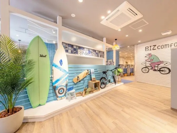 移転先　エントランス（コワーキングスペース）