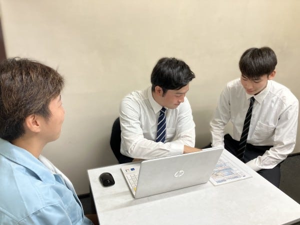 入社後は先輩社員から教育があり、基礎からじっくり学べるので、未経験から安心してスタートできます。