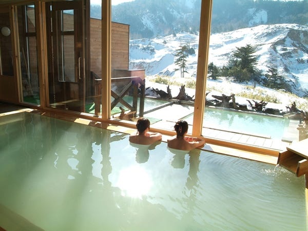 従業員も温泉入り放題！　なお、お仕事中は対象外です（笑）