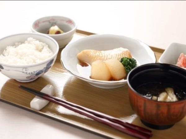 未経験歓迎！写真付きレシピで簡単調理！高齢者向け食事の調理スタッフ