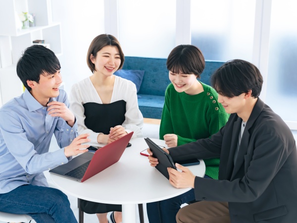 SNSマーケティング支援のアポインター・インサイドセールス（未経験歓迎）