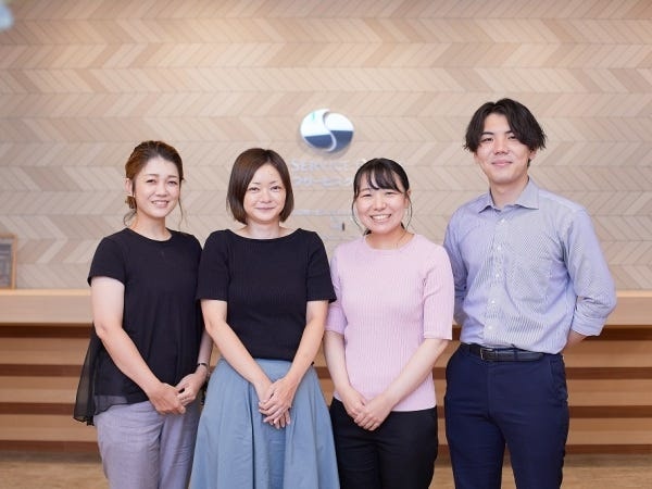 年代・男女問わず多様なエンジニアが活躍しています。ご希望や気になることなど何でもご相談ください。