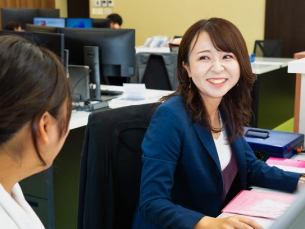 メイク・ネイル・カラコンOK！オシャレを楽しみながら働いてください♪