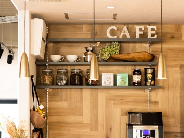 おしゃれな社内で一緒に働きましょう♪