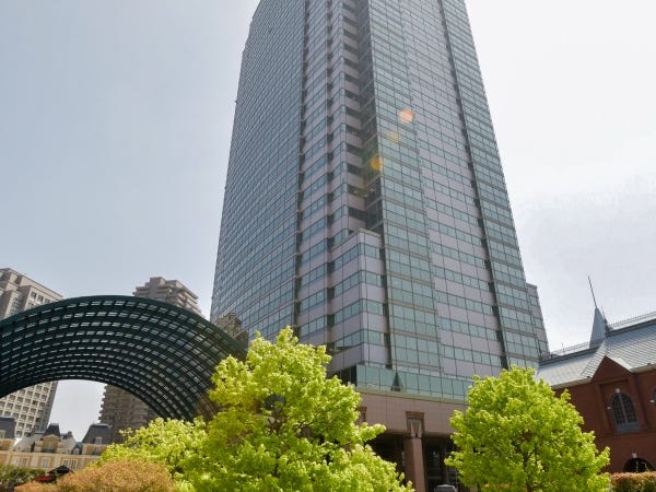 勤務地は恵比寿ガーデンプレイスタワー