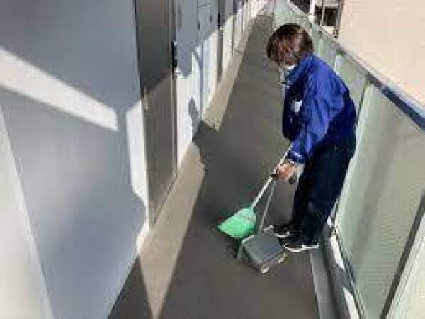 清掃スタッフ・アパートの共用部清掃スタッフ