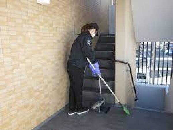清掃スタッフ・アパートの共用部清掃スタッフ