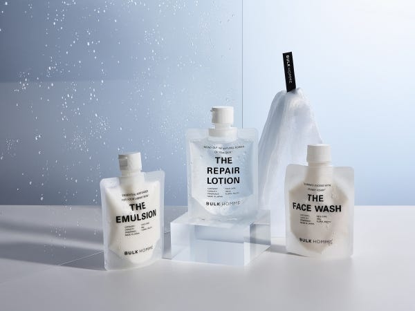 時代の流れや流行に左右されず、本質的に練られた処方。生活のどのシーンにも溶け込むアート性を兼ね備えたミニマルデザイン。