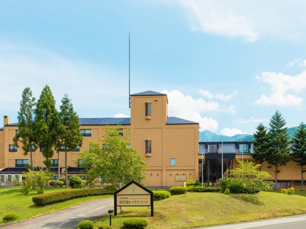 サービススタッフ・料飲部門マネージャー候補・正社員（レストランなどの勤務経験者優遇・マネージャー経験者優遇）