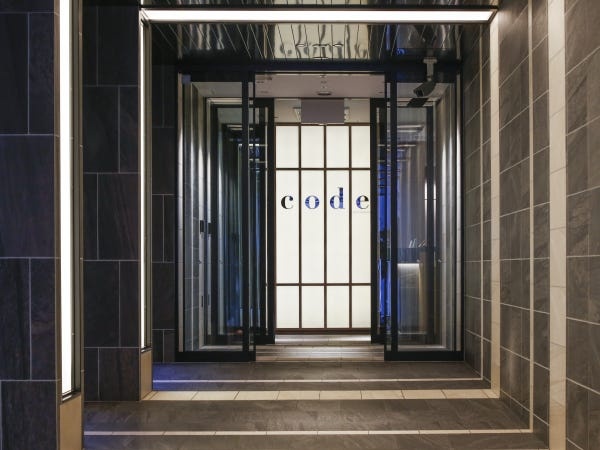 阪神住建グループの安定企業のフロント職・正社員・心斎橋にあるホテルフロント職