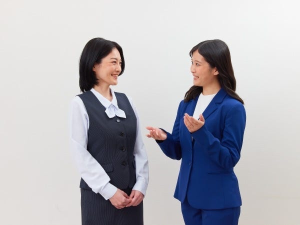 コンシェルジュ・美容クリニックでコンシェルジュ業務・正社員（平日休みあり・資格不問）