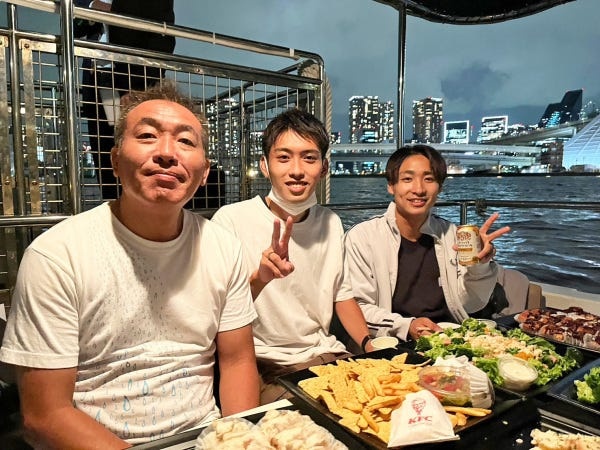 頑張ったご褒美にクルージングのイベントも♪