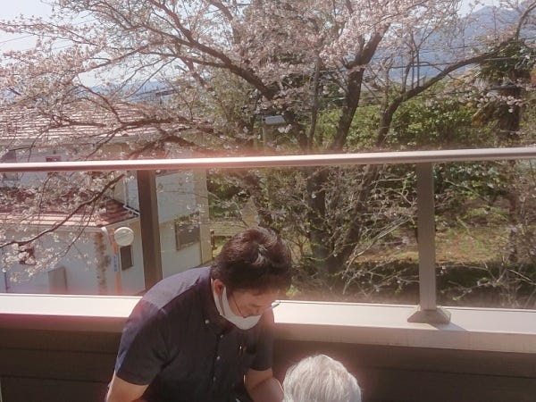 介護職員・夜勤専属介護職員（土日祝のみOK・WワークOK）