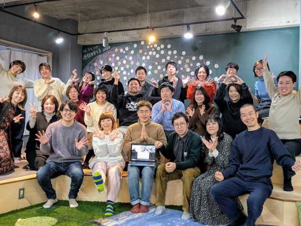 20～40代を中心に多様なバックグラウンドを持つメンバーが集まっています。