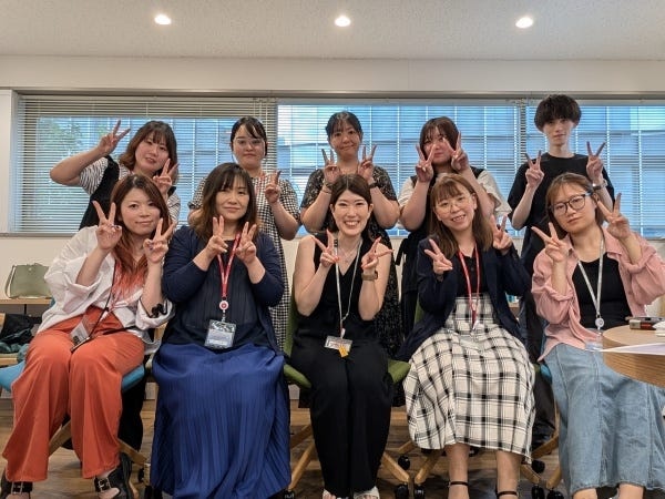 Zoom配信サポートとアンケート案内の事務スタッフ・Zoom配信サポート