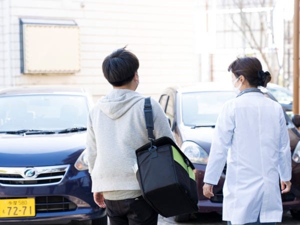 事務スタッフ（未経験OK・普通自動車運転免許）
