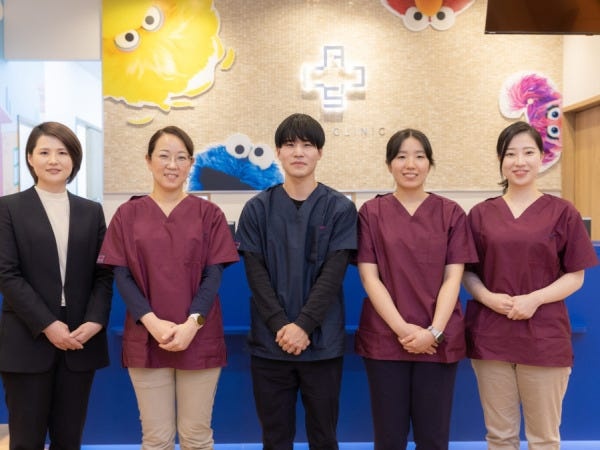 未経験が6割以上。研修や先輩の指導のもと3ヶ月～1年あれば一人前のクラークデビューが可能です！