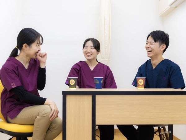 休憩時間は職種関係なく、和気あいあいとしています！