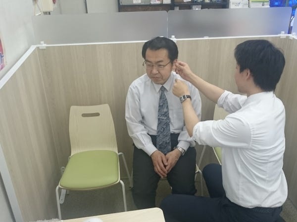 OJTの様子です。未経験でもフォロー体制がしっかりしているので、安心して働けます。