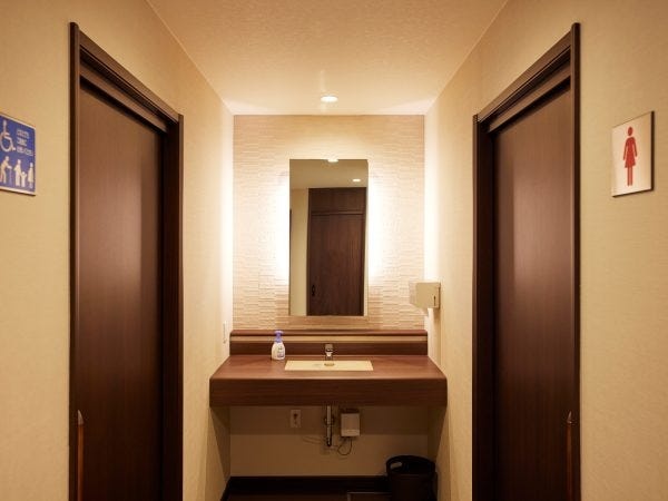 看護師（看護師免許または准看護師免許）