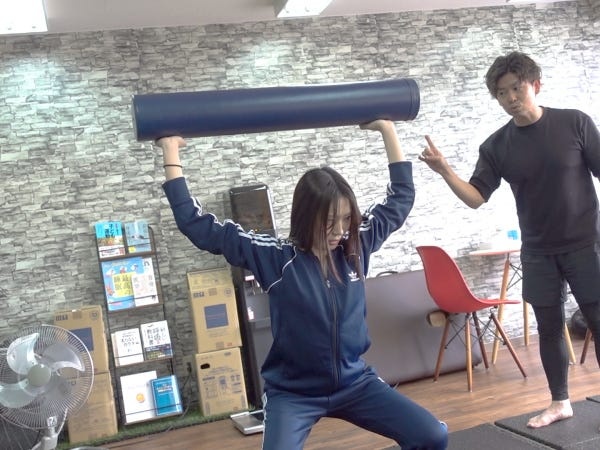 姿勢改善や体幹トレーニングなど、定期的にボディメイクレッスンも開催しています◎