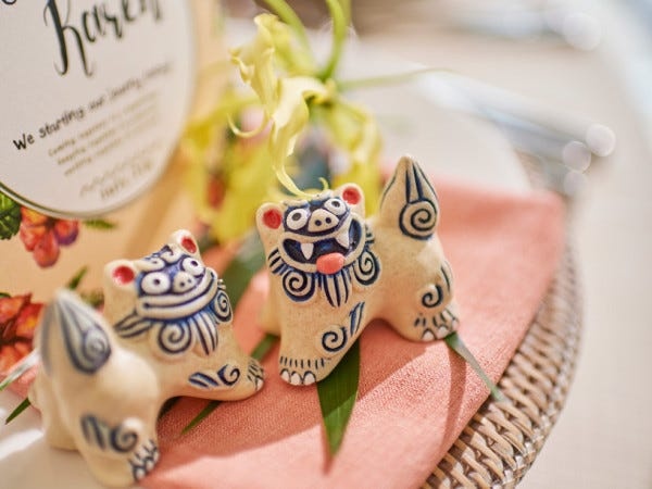 サービススタッフ・結婚式場のサービススタッフ（未経験者可・土日祝のみ可）