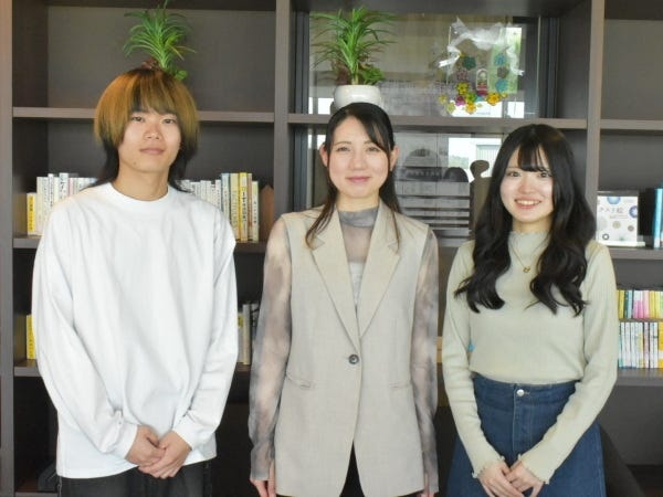 SOMPOグループの安定した会社です。社員同士の仲が良く和やかな雰囲気です。髪色や服装も自由です！