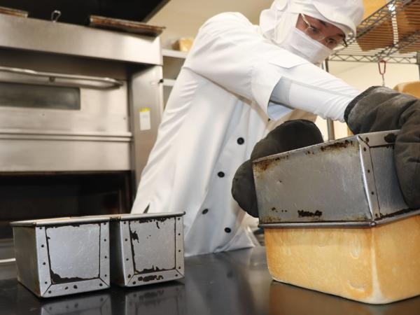 食パン製造スタッフ・製パンスタッフ（職種未経験）