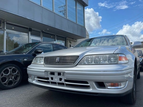 Ｑ．この車の車種はなんでしょう？　即答出来たなら、是非応募を！車好き大歓迎◎