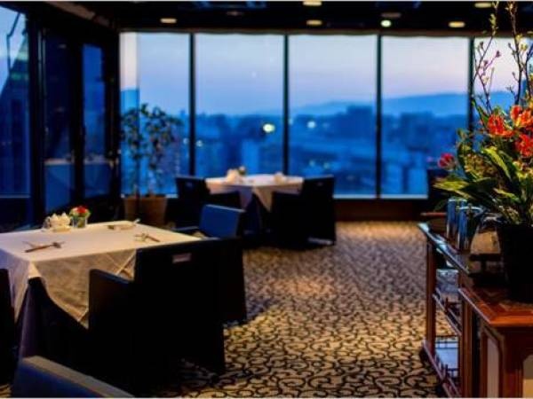 宴会サービスのレストラン宴会スタッフ