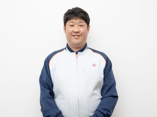 東京事業所所長です。製造業で大切な『安全品質コスト生産性』の順番を変えることなく生産現場を指揮してます♪困ったことがあれば相談してください。