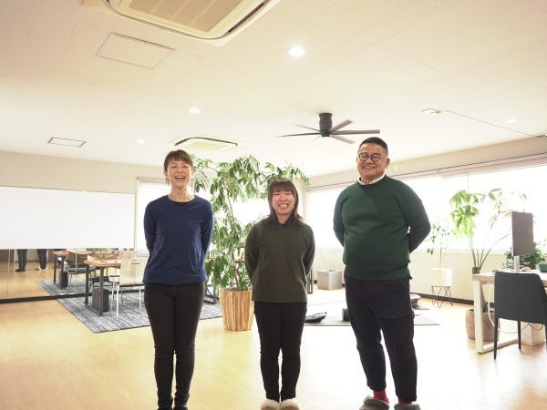 一緒に働くメンバーです！チームワークを大事にしていますので、困ったことがあればなんでも相談してくださいね。