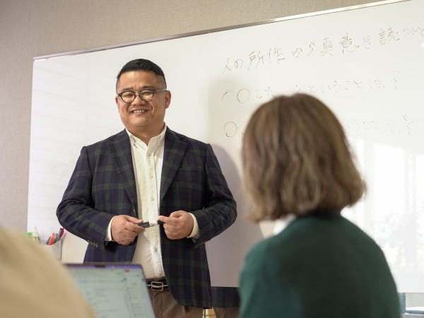 広告制作だけじゃなく、全国でコンサルやコーチングもしています。