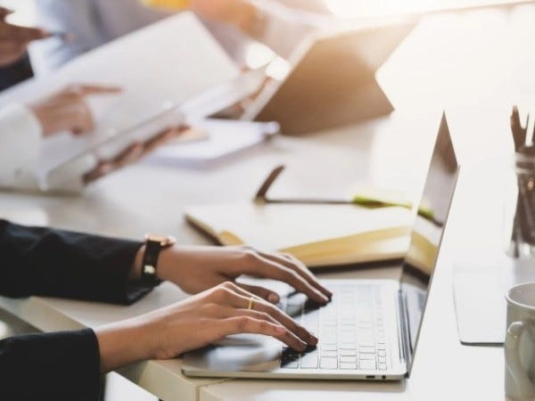 機械CAD経験はあるけれど、子育て中でフルタイムは勤務できない。そんなあなたにピッタリのお仕事です。