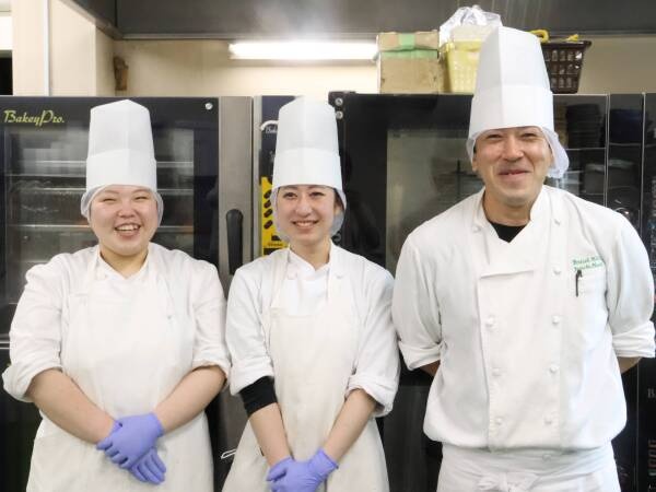 職場のメンバーです。