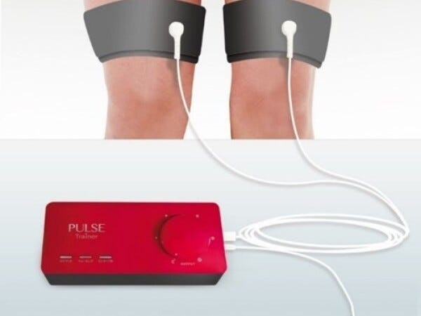 現在一番人気商品はこのパルストレーナー。EMSで筋トレ効果のあるものです。特に若い方に人気で最近ではエステサロンにも導入頂いています！