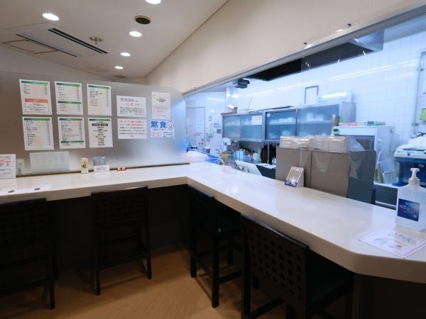 実際に働いていただく軽食堂です。