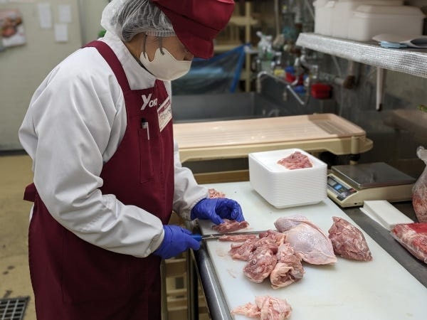 精肉加工販売員・よこまちストア新井田店での精肉スタッフ（経験資格は一切不問）