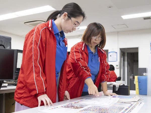 技術力の高いメンバーも多く、スキルを磨ける環境ですよ。わからないことはドンドンきいてください！