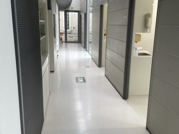 個室の治療室も4台有ります