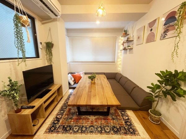 シェアハウスやコミュニティスペースの企画運営スタッフ・シェアハウスの企画運営スタッフ（時短勤務・副業など柔軟に検討可能）