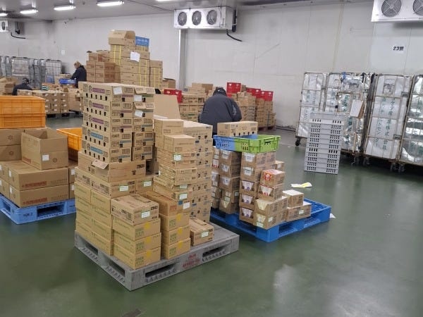 フォークリフトオペレーター・食品の物流センターでのフォークリフト（フォークリフト免許）