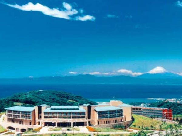 リニューアルしたばかりのキレイな研修施設で働ける！